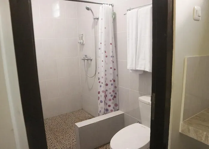 Guest house Hita Santhi *